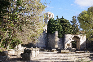 Église Saint-Honorat des Alyscamps